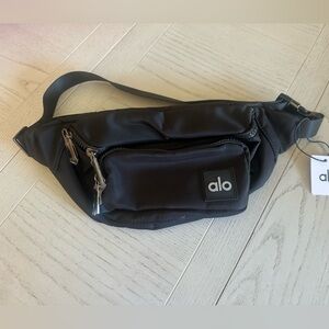ALO Yoga Charcoal Belt Bag